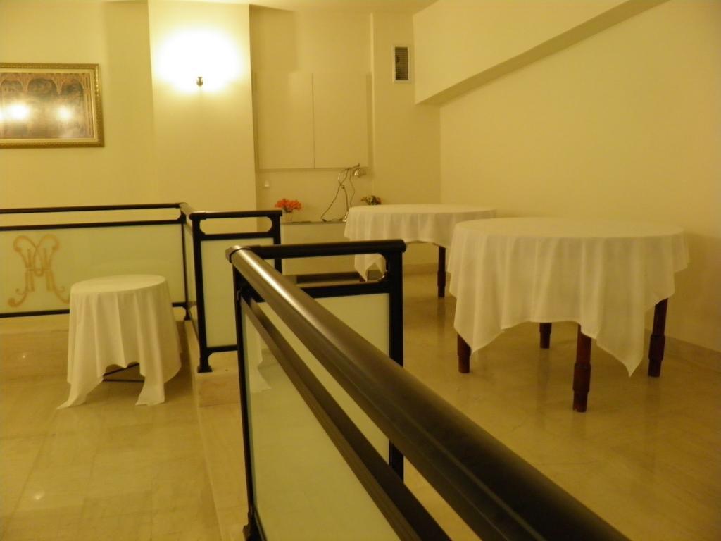 Hotel Meletiou Thebes Extérieur photo